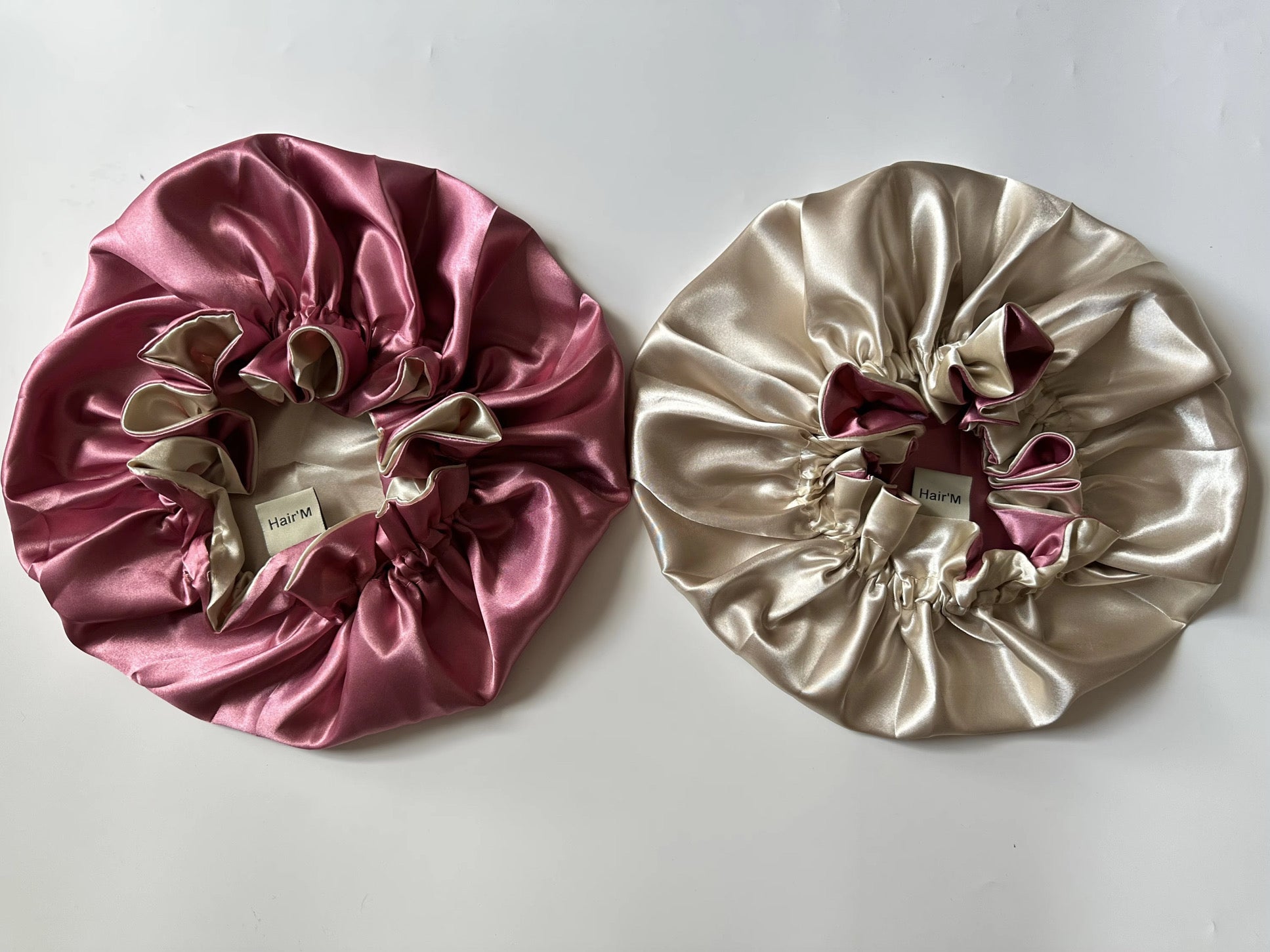 Bonnet de soie réversible